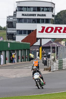 Vintage-motorcycle-club;eventdigitalimages;mallory-park;mallory-park-trackday-photographs;no-limits-trackdays;peter-wileman-photography;trackday-digital-images;trackday-photos;vmcc-festival-1000-bikes-photographs